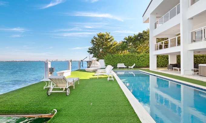 Venetian Islands Villa | Luxury 8BR Waterfront Villa w/Pool & Skyline Views
