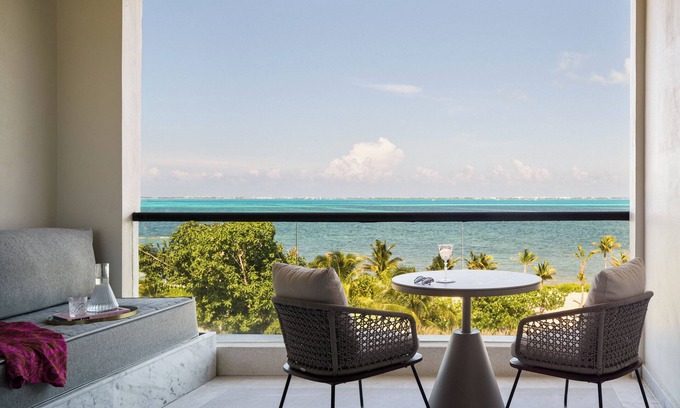 Puerto Juarez Hotel | Luxury All-Inclusive Escape: Walk to Beach, Water Park, Pools & Spa