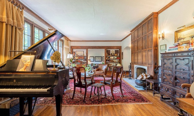 Midtown House | Luxury and Old World Charm in Historic Midtown