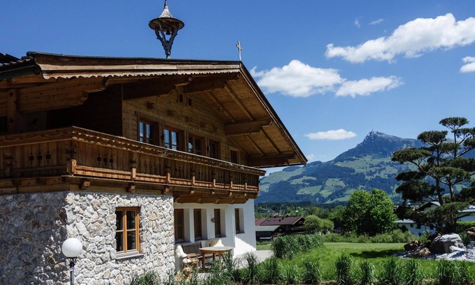 Kitzbuehel Apartment | Luxury apartment with wellness near ski lift