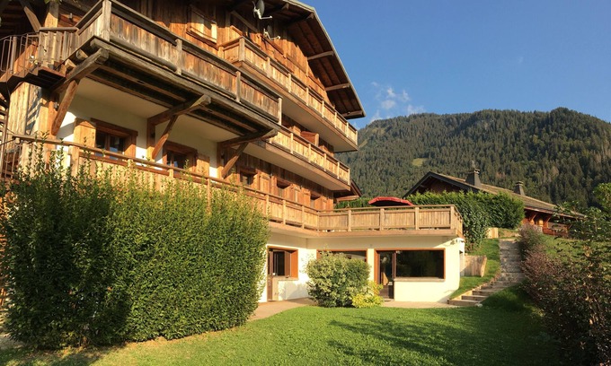 Morzine Apartment | Luxury apartment 14 people, with a nice view