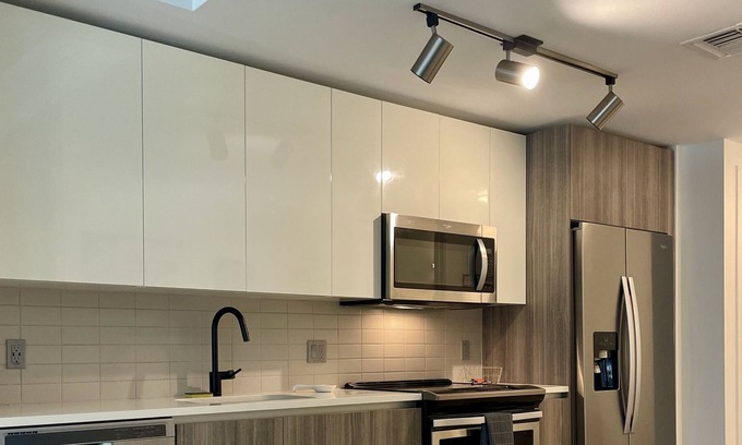 Edgewater Apartment | Luxury Apartment at Midtown Miami-Spacious and fully equipped-excellent location