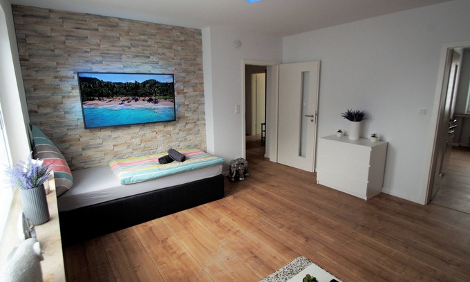 Bergisch Gladbach House | Luxury apartment BGL-12 near Cologne City/Messe