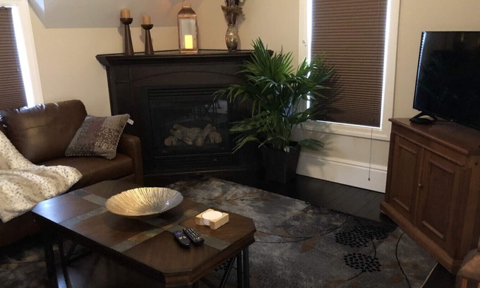 Stratford House | Luxury apartment Holiday Lets Unit 2 near Stratford Museum