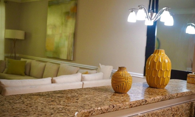 Sandy Springs Apartment | Luxury Apartment In Sandy Springs W/Patio