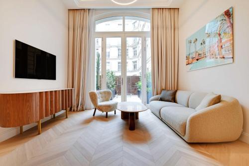 Champs-Elysees Apartment | Luxury apartment with AC - GeorgeV-Champs Elysees