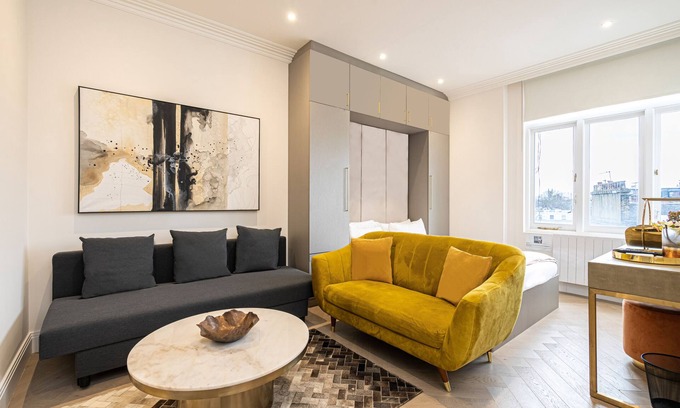 Brompton & Hans Town Apartment | Luxury Apartments Near Harrods and the Science Museum