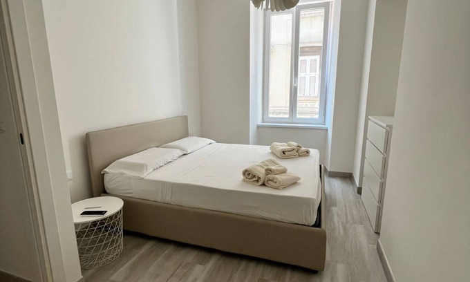 Citta Nuova-Barriera Nuova-San Vito-Citta Vecchia Apartment | Luxury Apatment + Private Garage