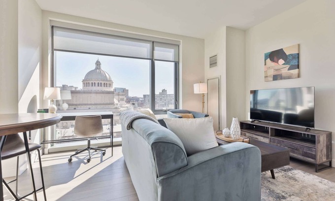 Back Bay Apartment | Luxury Apt Near Prudential Center