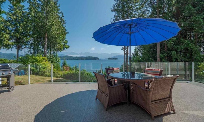 Langdale House | Luxury Beachfront Estate in Gibsons