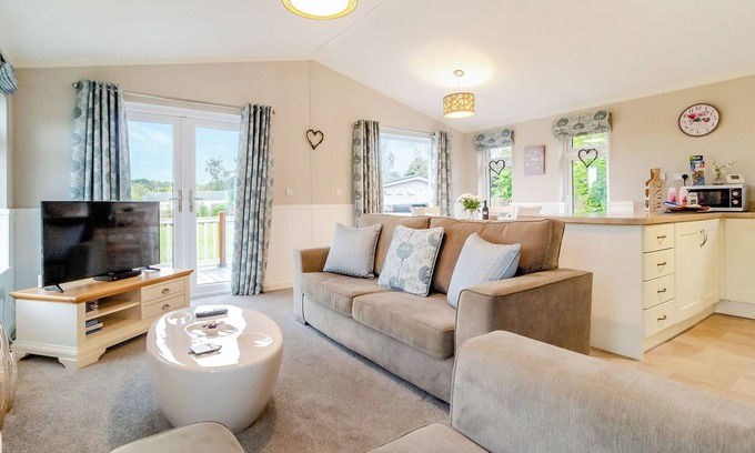 Dereham Ski Chalet | Luxury boutique style lodge perfect for couples.