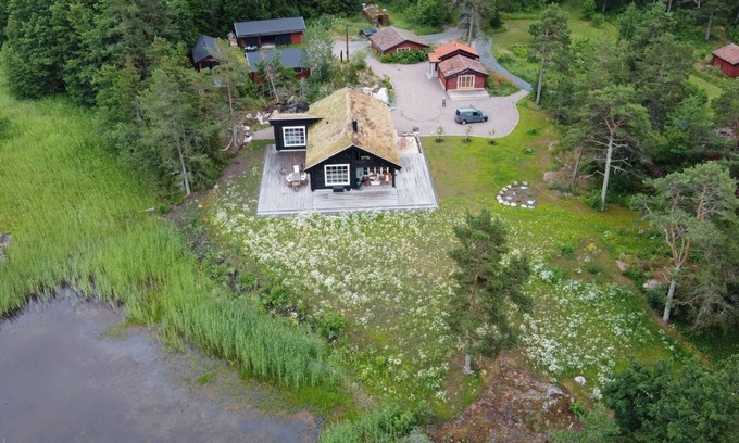 Osthammar Municipality Cabin | Luxury cabin with private coastline