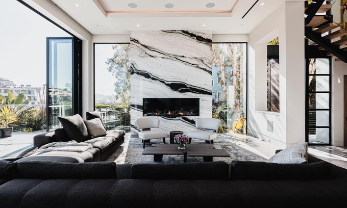 Marina Peninsula House | Luxury Canal and Beachfront Home in Venice