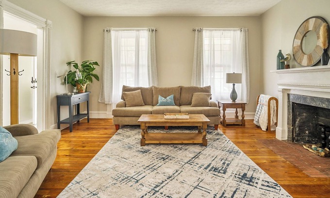 Canandaigua House | Luxury Canandaigua Apt | Finger Lakes | King Bed