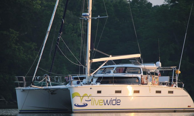 Pasadena Boat Rental | Luxury Catamaran Liveaboard