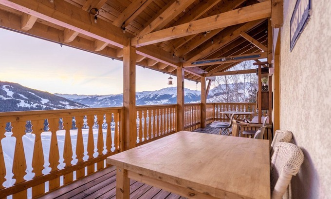 Vallandry House | Luxury chalet (14p) 6 bedrooms, 3 bathrooms & sauna. In the centre of Vallandry, with a beautiful view