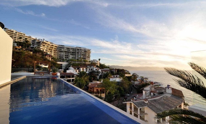 Amapas Condo | Luxury Condo/Amazing vue 6th floor/Amapas 353 1 BR Puerto Vallarta Romantic Zone
