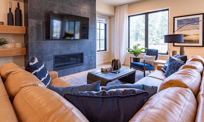 Tamarack Resort Condo | Luxury Condo|Ski In/Out|Gas fireplace and patio