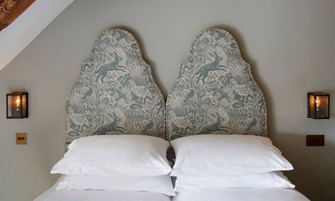 Southrop Cottage | Luxury Cottage Stay | Beautiful Cotswold Village