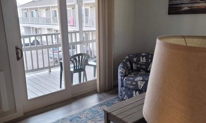 Hampton Condo | Luxury Executive 1-bedroom condo at Hampton Beach with Ocean & Marsh Views