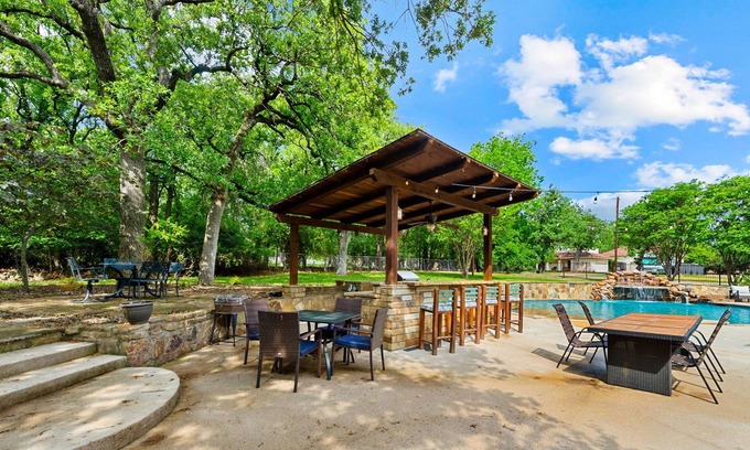 Azle House | Luxury Family Oasis ★ Pool ★ Outdoor Kitchen ★ Spa
