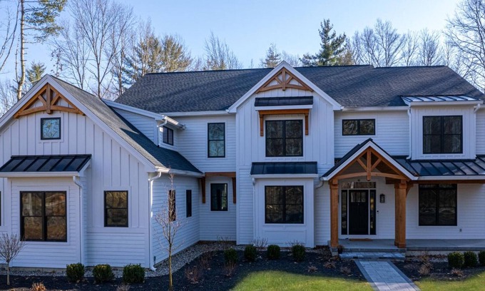Saratoga Springs House | Luxury Family Home in Saratoga Springs, NY