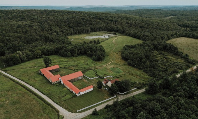 Blandford Other | Luxury Farmhouse Retreat in the Berkshires