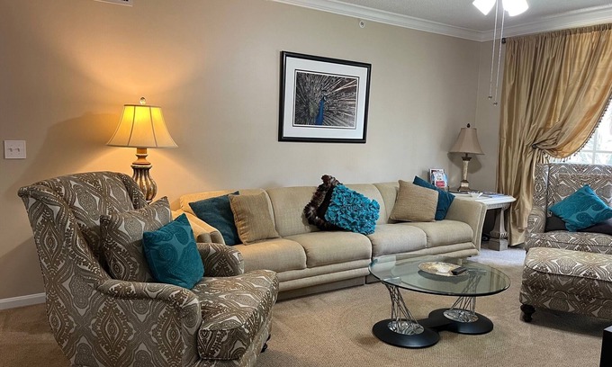 Downtown West Palm Beach Condo | "LUXURY FOR LESS" in the heart of Rosemary Sq/30-Day Minimum Discounted Rate