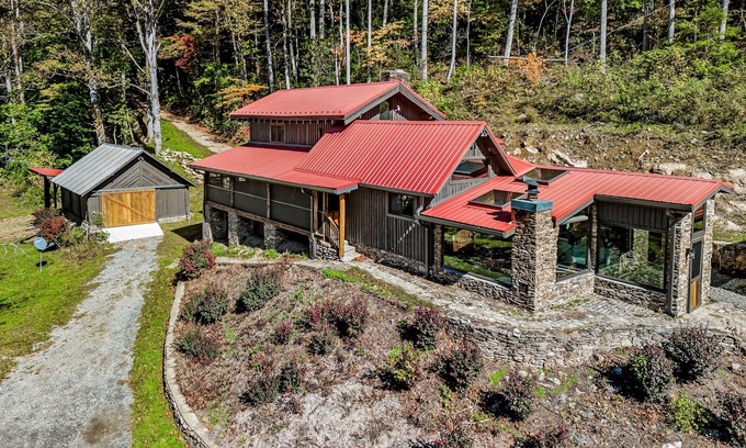 Canton Cabin | Luxury forest retreat with wood stove, vaulted ceilings & pond view
