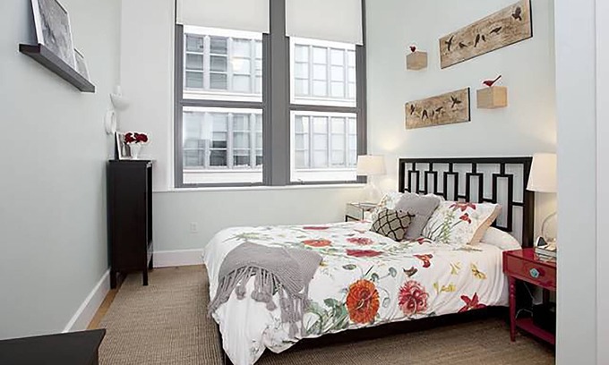 Jersey City Condo | Luxury furnished condo room and private bathroom. Quick NYC commute!