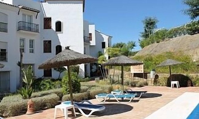 Benahavis Apartment | Luxury Garden apartment In Los Arqueros Golf & Country Club, Marbella + Wifi