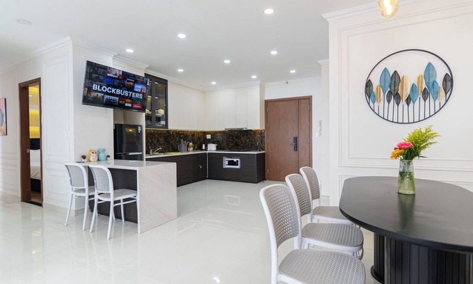 District 1 Apartment | Luxury #Grand-Riverside 4BR #Pool#Netflix#Buivien#D4#Center#D1