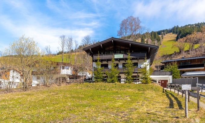 Saalbach Ski Chalet | Luxury group accommodation with sauna
