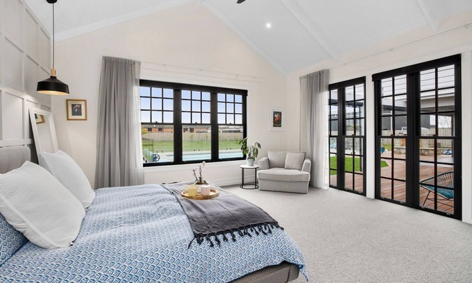 Bellbrae House | Luxury Hamptons Estate with a swimming pool and spa