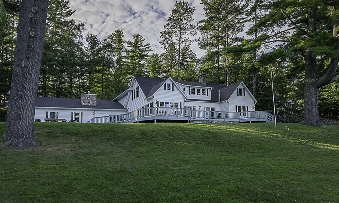 Eagle River House | Luxury Historic Eagle River Chain Lake Estate *Summer Fri to Fri Only*