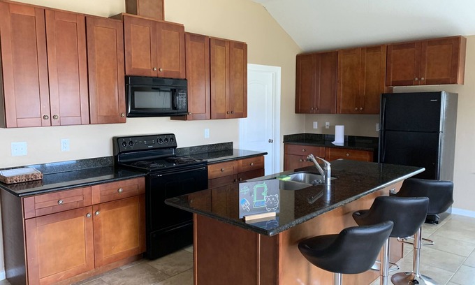 Southeast Houston House | Luxury Home Minutes From The Airport and Downtown