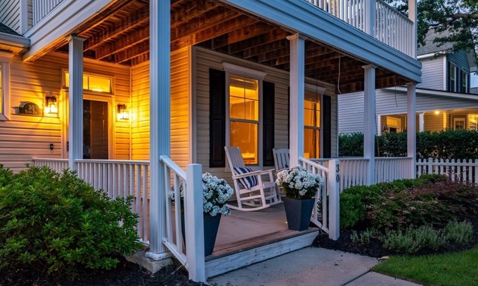 Bluffton House | Luxury home with outdoor theater, hot tub, family amenities — 0.8 mi to Old Town