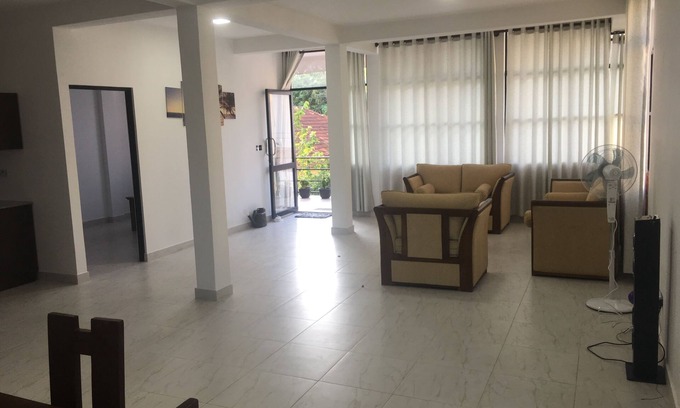 Nugegoda Villa | Luxury House in Colombo Sri Lanka