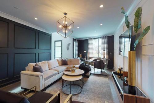 Edgehill House | Luxury in Music Row The Gulch is Minutes Away