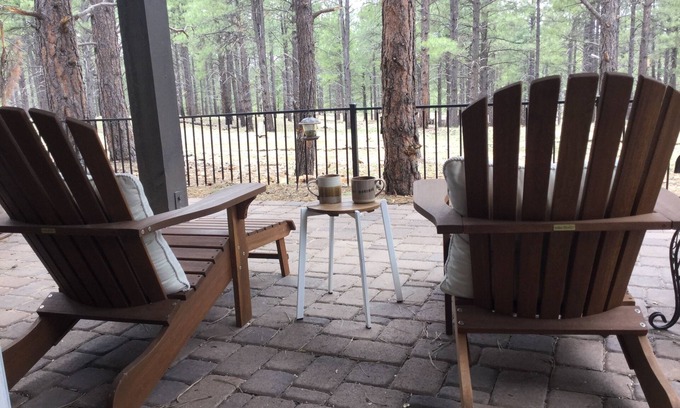 Flagstaff House | Luxury in the Pines, 5 mins to NAU/10 mins to downtown, a/c