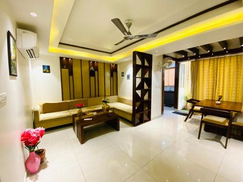 Jaipur Villa | luxury Jaipur Jewel near airport by Akira Homes