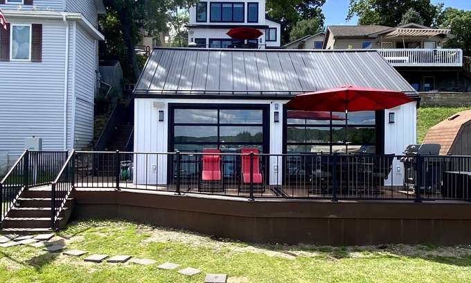 Angola House | Luxury Lake James Home & Entertainment Cabin- Lake James, IN