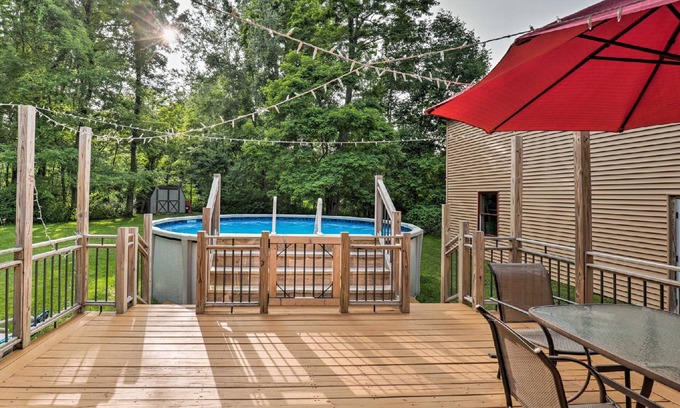 Seneca Falls Apartment | Luxury lakefront apartment - and a pool! Pool open Memorial Day - Labor Day.