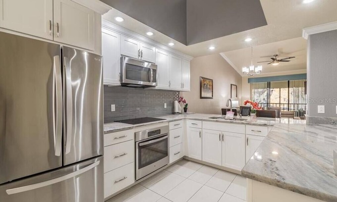 Trailer Estates Apartment | Luxury Lakefront Shorewalk near the AMI beaches and IMG