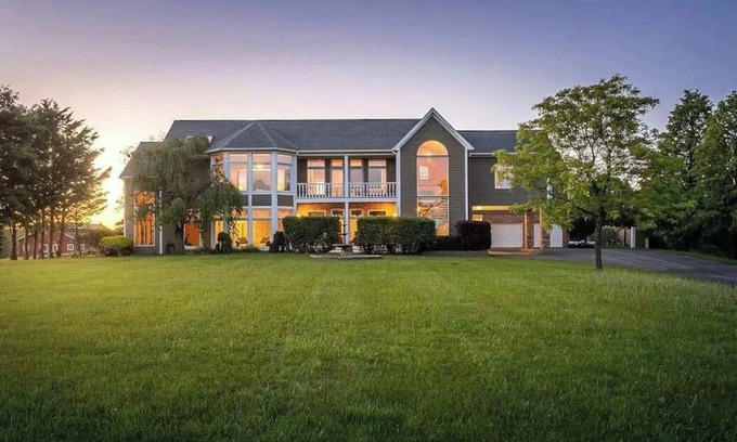 Canandaigua House | Luxury Lakeview Retreat: Hot Tub, Gym & Theatre