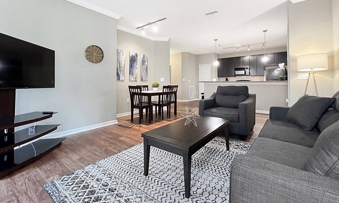 Lutz Apartment | Luxury Living 2 BR with Private Garage & Pond Views