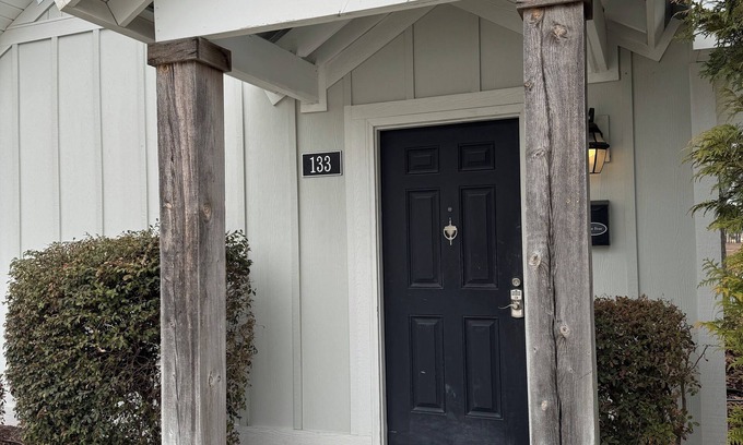 Elizabethtown Resort | Luxury Lodging, Lakefront View, King Bed w/Private Bath, Private Patio.