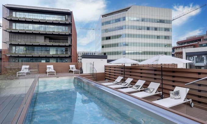 Poblenou Apartment | Luxury Loft wih Pool - city Center