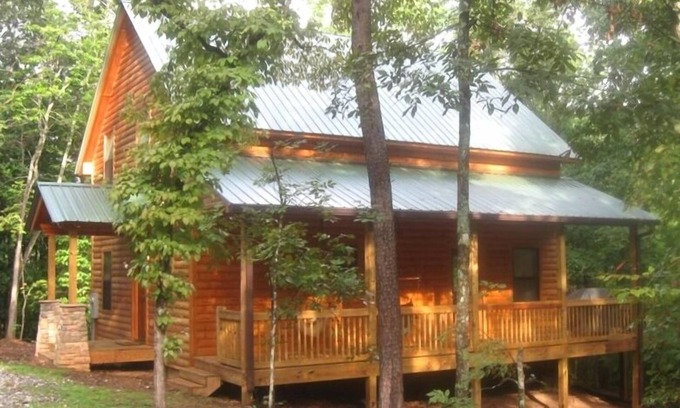 Helen Cabin | Luxury Log Cabin