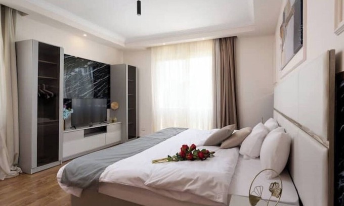 New Cairo Villa | Luxury Mansion with Pool and Jacuzzi in New Cairo